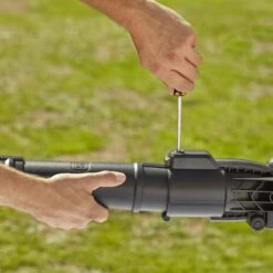 Black & Decker Souffleur à Feuilles BLACK+DECKER BEBLV301 - Fonction Soufflage Et Aspiration - Sac à Dos Comme Sac De Collecte -Outils Pro Soldes 1200x1200 30