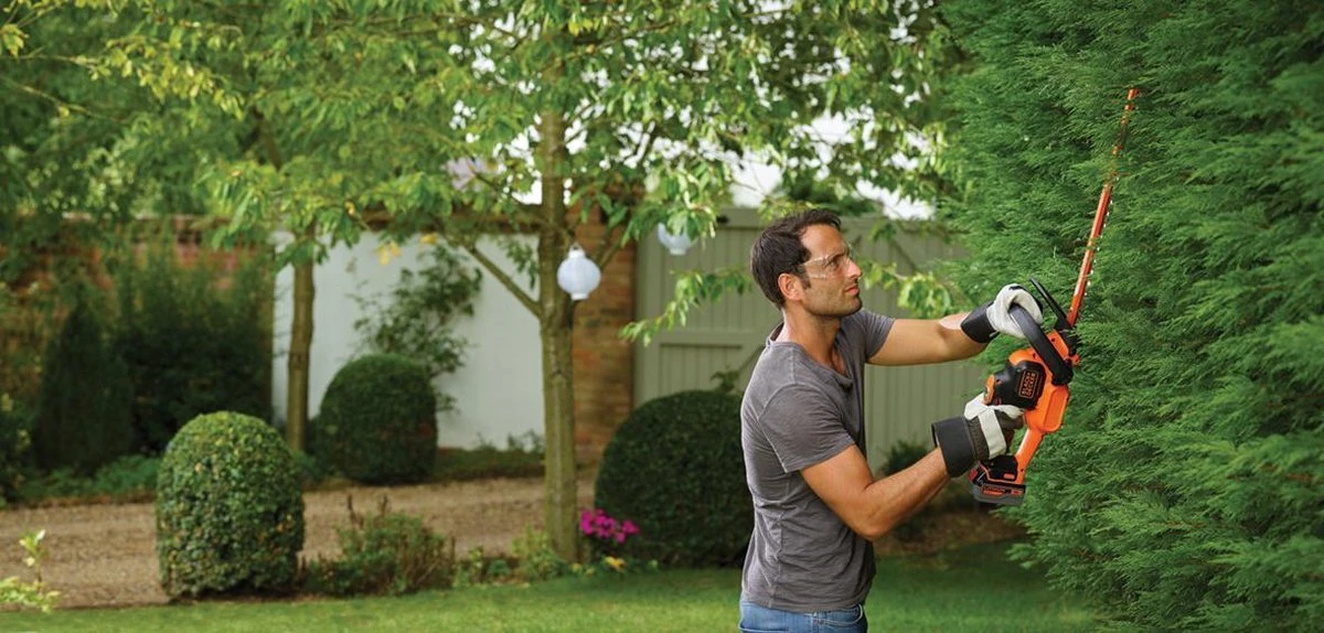 Black & Decker Taille-haie BLACK + DECKER GTC18504PC-QW - 18V - 50cm - Avec Batterie Et Chargeur 7 Black & Decker Taille-haie BLACK + DECKER GTC18504PC-QW - 18V - 50cm - Avec Batterie Et Chargeur - Image 5