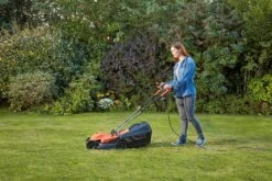 Black & Decker Black & Decker BEMW451BH-QS Tondeuse à Gazon Marcher Derrière Un Tracteur Tondeuse Secteur Noir, Orange -Outils Pro Soldes 1200x800 25