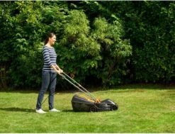 Black & Decker Black & Decker BEMW351-QS Tondeuse à Gazon Marcher Derrière Un Tracteur Tondeuse Noir, Orange 18 Black & Decker Black & Decker BEMW351-QS Tondeuse à Gazon Marcher Derrière Un Tracteur Tondeuse Noir, Orange -Outils Pro Soldes 1200x916