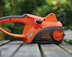 Black & Decker Tronçonneuse BLACK + DECKER CS2040 - 2000W - Longueur De Guide 40cm - Frein De Chaîne -Outils Pro Soldes 1200x945 1