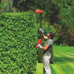 Black & Decker Taille-Haies Longue Portée Sans Fil LITHIUM 18 V - 43cm (sans Batterie) BLACK+DECKER GTC1843LB-QW -Outils Pro Soldes 34599158 3