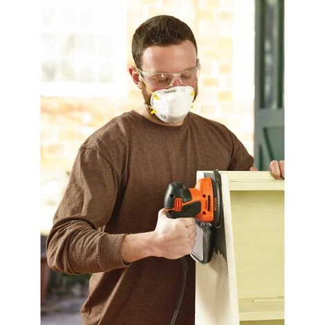 Black & Decker Ponceuse Mouse Filaire 120W Avec Accessoires BLACK+DECKER KA2000-QS 6 Black & Decker Ponceuse Mouse Filaire 120W Avec Accessoires BLACK+DECKER KA2000-QS - Image 4