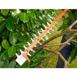 Black & Decker Taille-Haies 55 Cm - 500 W - Avec Lame De Scie - Jusqu'à 35 Mm De Capacité BLACK+DECKER BEHTS401-QS -Outils Pro Soldes 34599706 5