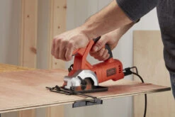 Black & Decker BES510K-QS Scie Circulaire 400 Watts 12 Black & Decker BES510K-QS Scie Circulaire 400 Watts -Outils Pro Soldes bes510k qs scie circulaire 400 watts 4