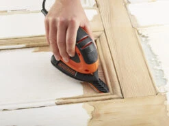 Black & Decker BEW230K-QS Ponceuse Delta 55 Watt -Outils Pro Soldes bew230k qs ponceuse delta 55 watt 3